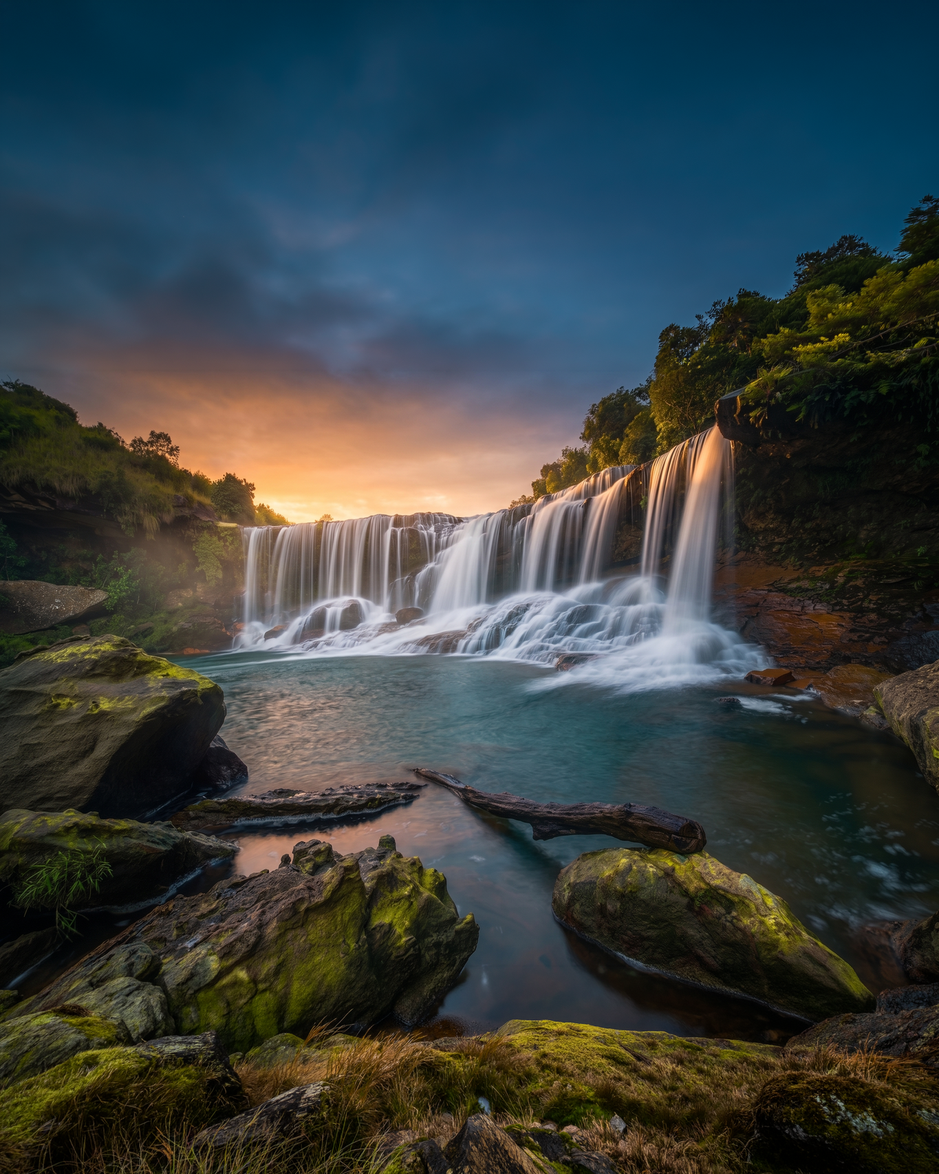 Mawsawa Falls, Meghalaya